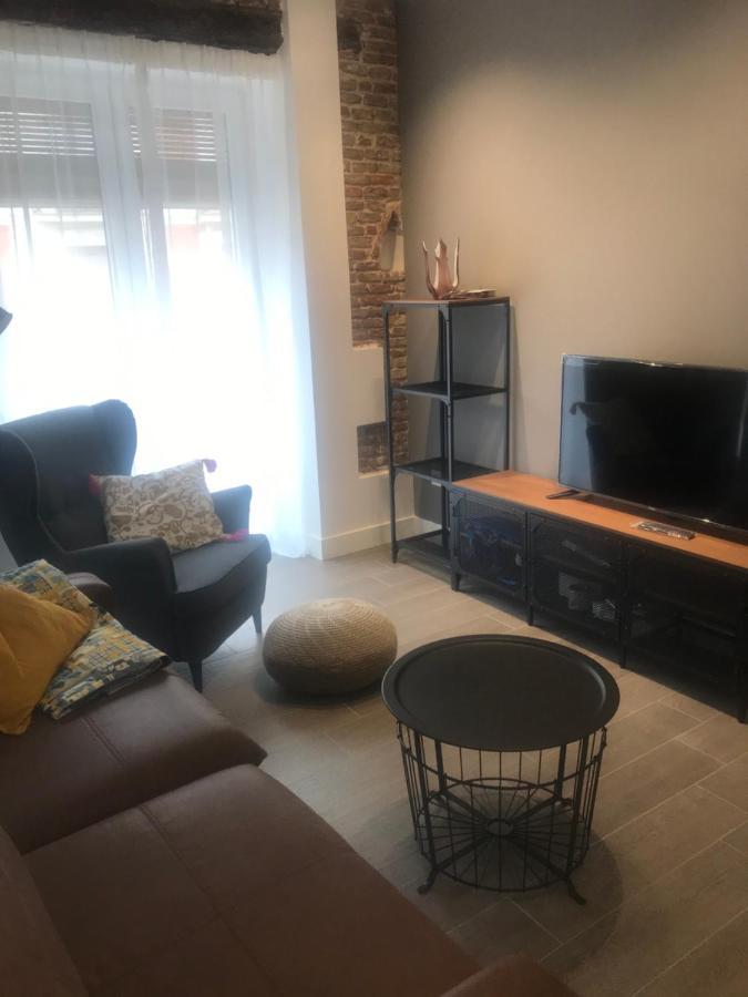 Apartamentos Duke Valladolid Kültér fotó