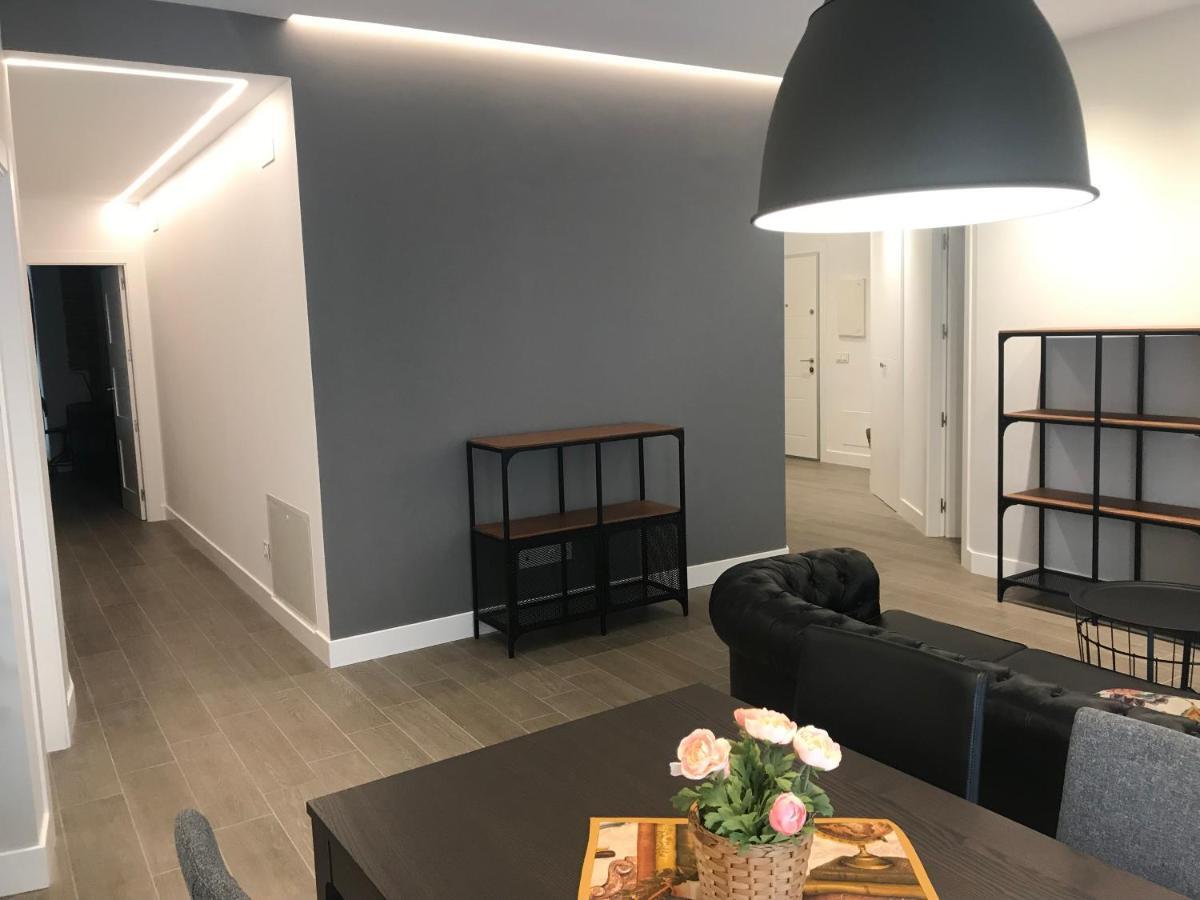 Apartamentos Duke Valladolid Kültér fotó